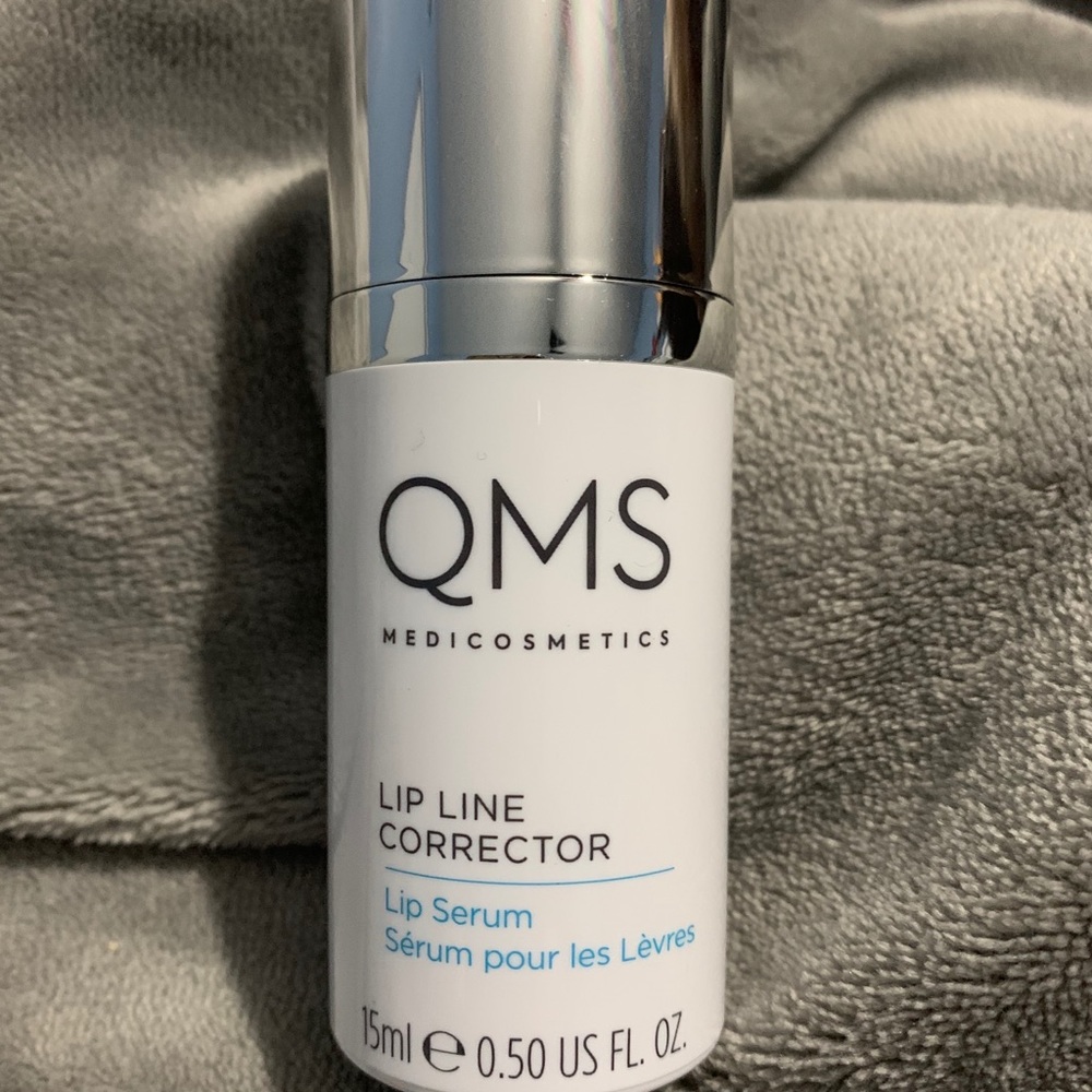 QMS Medicosmetics Lip Line Corrector